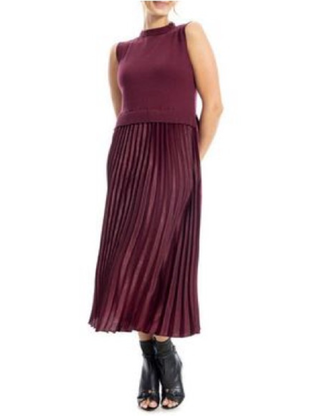 NWOT MAX STUDIO Mock-Neck Sleeveless Twofer Dress in Burgundy
Size Medium